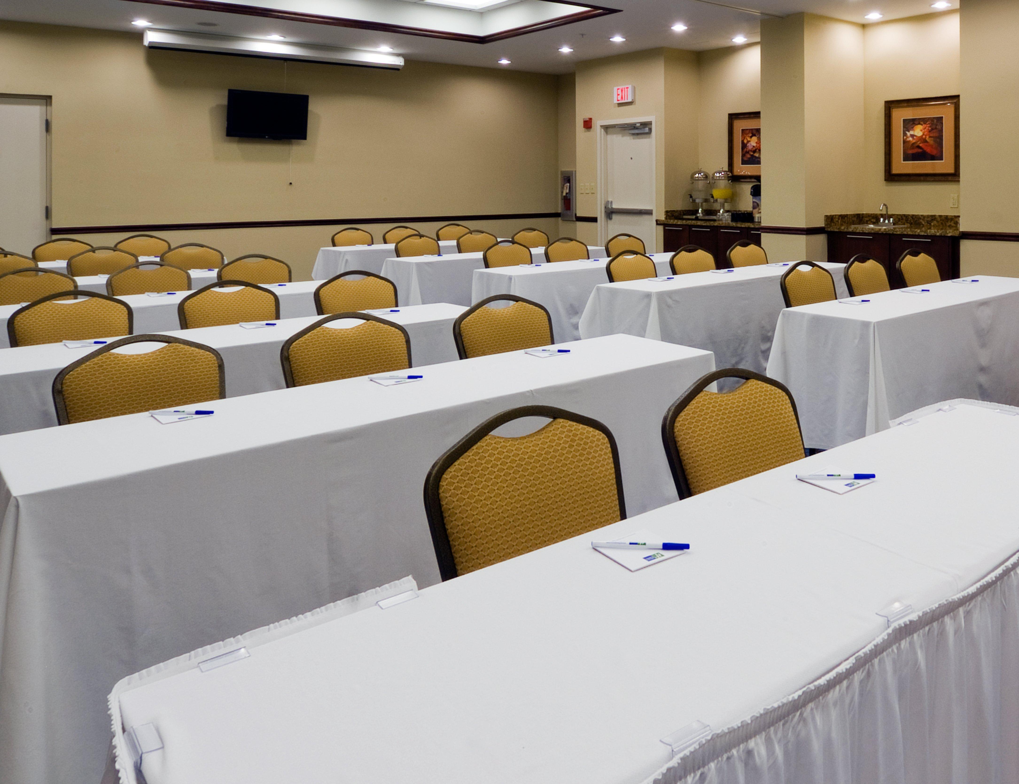 Holiday Inn Express & Suites Miami Kendall By Ihg Country Walk Dış mekan fotoğraf