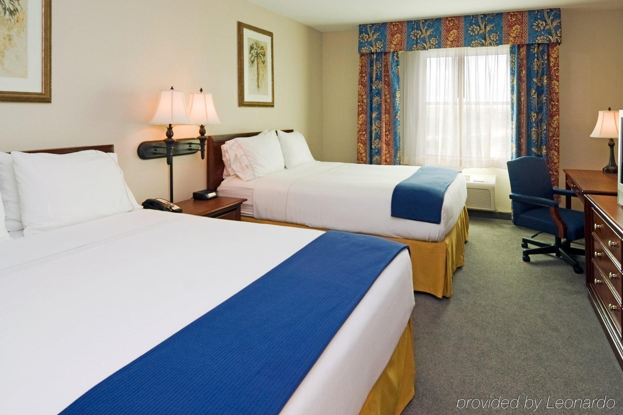 Holiday Inn Express & Suites Miami Kendall By Ihg Country Walk Oda fotoğraf